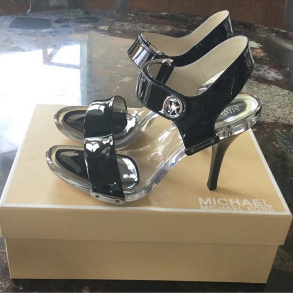 Michael Michael Kors heels - Picture 3 of 4